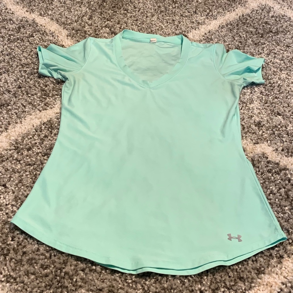 Pale green Under Armour tunic t shirt - Picture 3 of 3